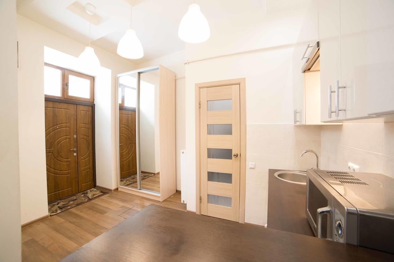Chornovola 11 Apartment Lviv Centre 외부 사진